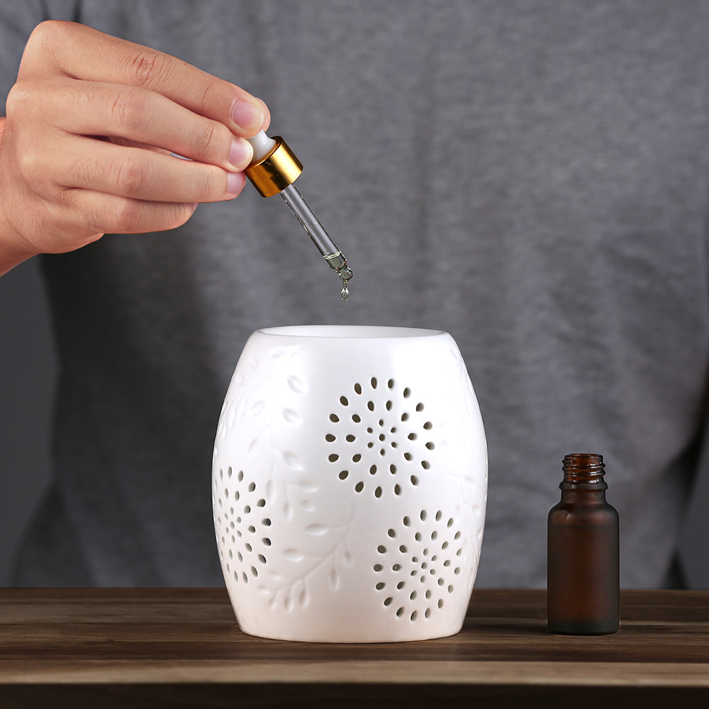 ecooe Aromalampe Teelichthalter Duftlampe aus Keramik weiß mit der Candle Löffel Aroma Diffuser
