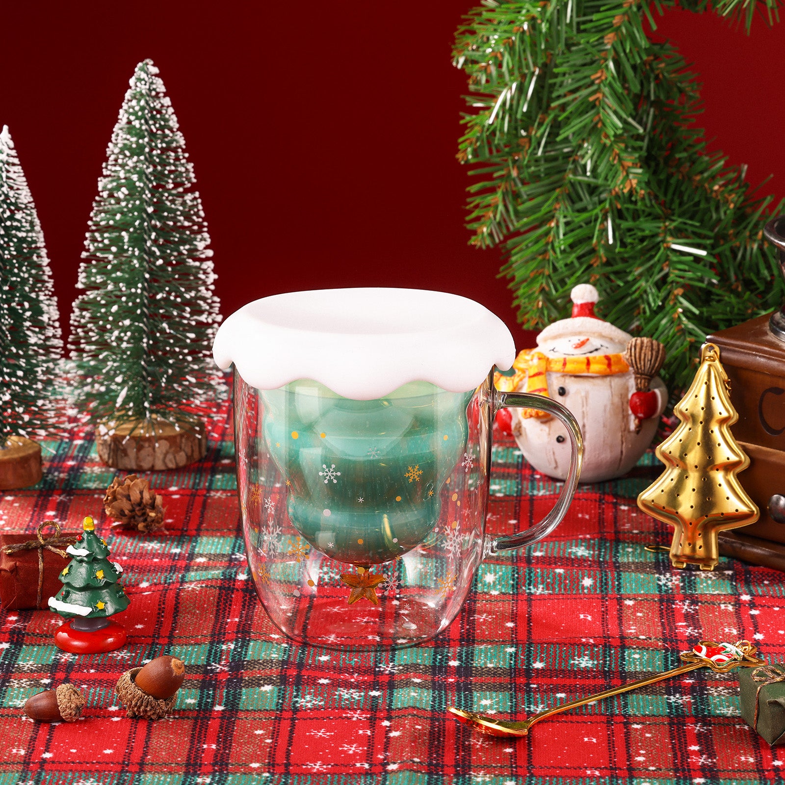 ecooe Doppelwandige Süße Weihnachtsbaum Latte Macchiato Gläser 270ml Kaffeetasse Weihnachten Becher mit Weihnachtsbaum Teesieb Teegläser für Milch, EIS, Weihnachtsgeschenke Geschenke für Frauen Kinder