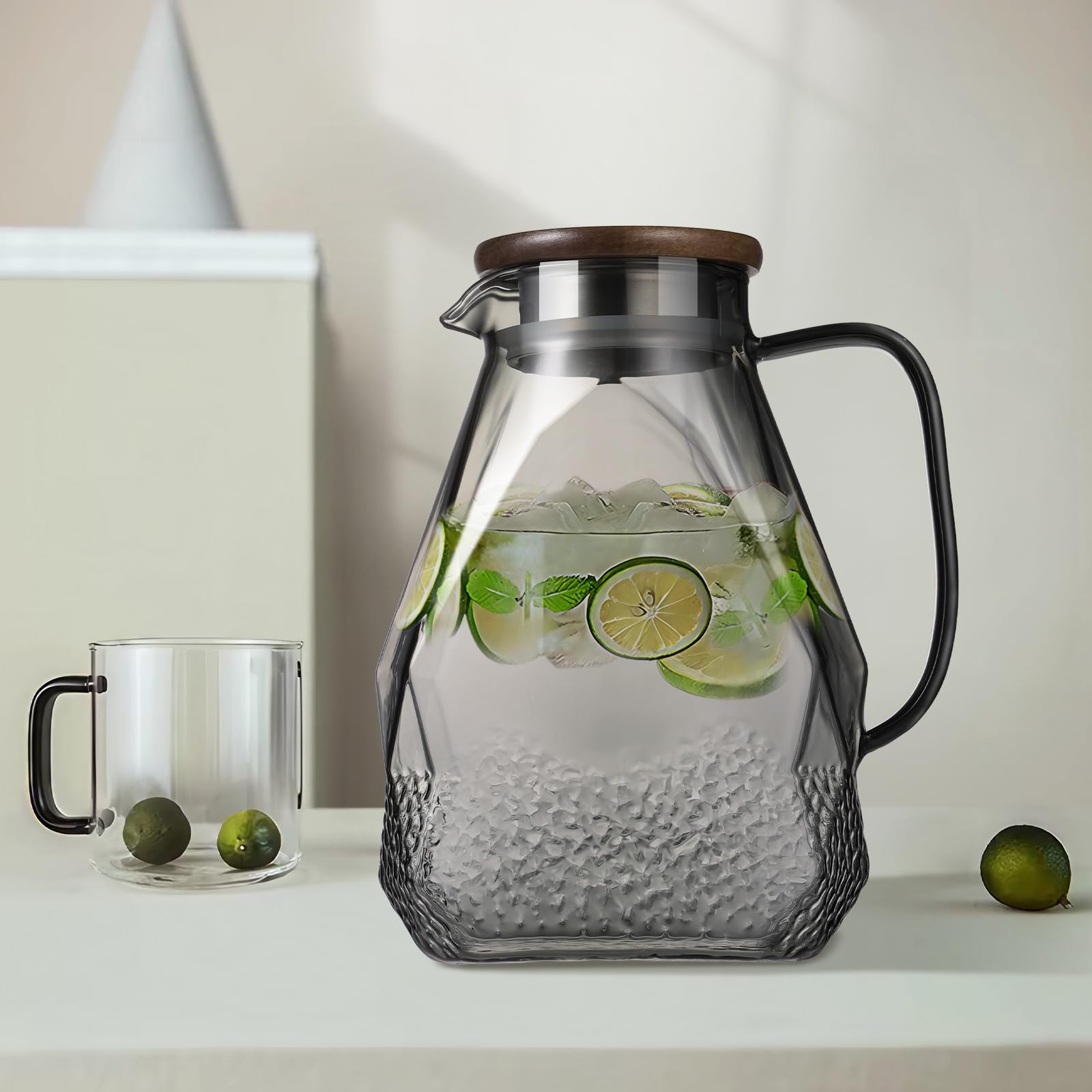 ecooe Glass Carafe 1.8 L Water Carafe for Fridge Door, Carafe Glass with Lid, Black Fridge Jug Water Jug Glass Jug for Hot/Cold Water, DIY Drinks, Iced Tea, Juice, Milk, Tea, Coffee