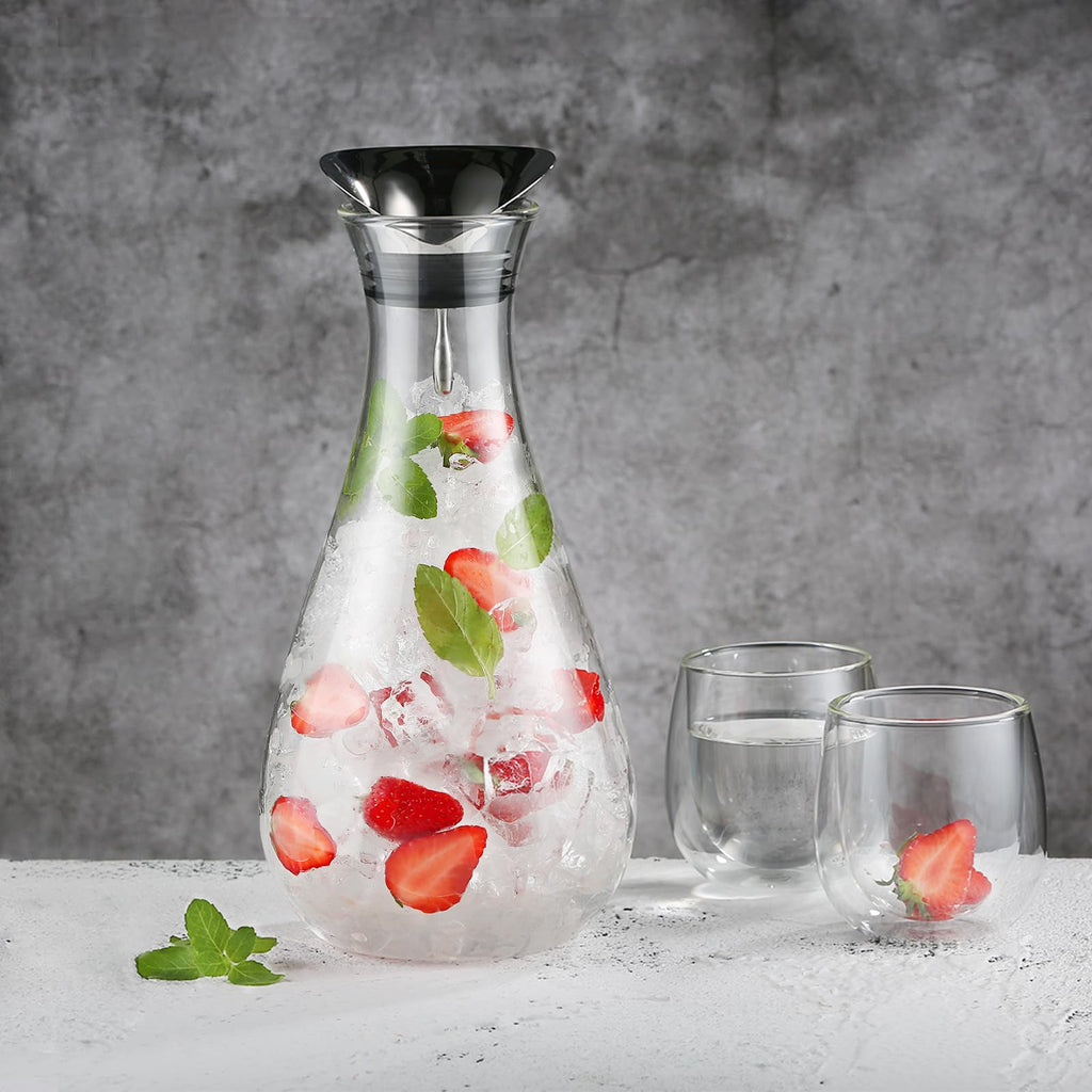 ecooe Glass Carafe 1.8 L Water Carafe Carafe Glass with Stainless Steel Lid, Glass Jug Water Jug Juice Jug Drinks Jug Glass Jug for Hot Cold Water Homemade Drinks Iced Tea Juice Milk Tea Coffee