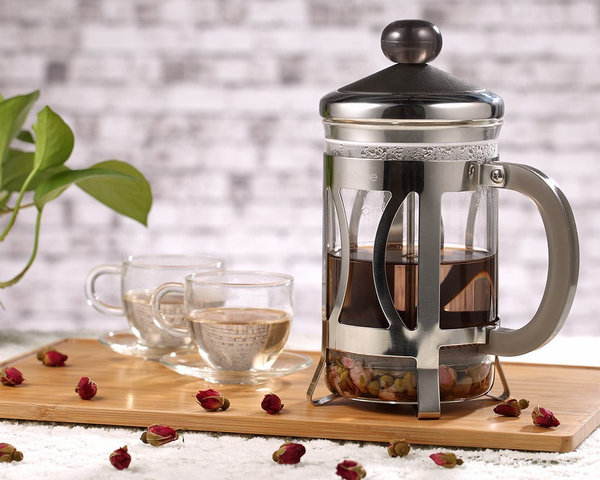 brew tea with french press