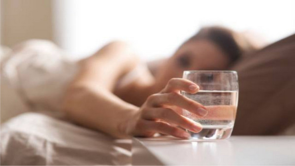 drink water after waking up