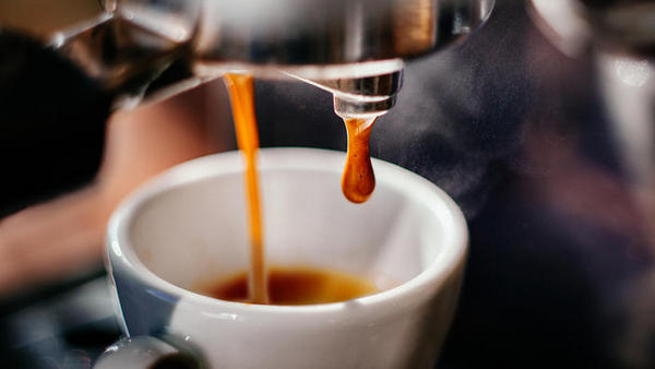 decaf coffee hydrate you