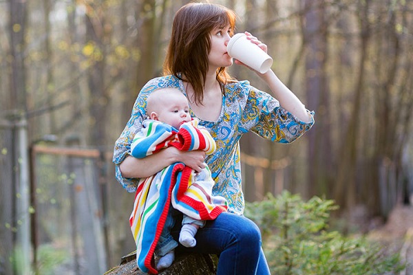 Can-you-drink-coffee-while-breastfeeding-1