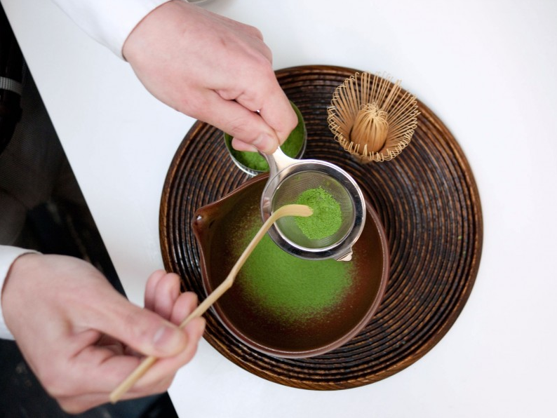 How-to-Make-Green-Tea-Latte-3