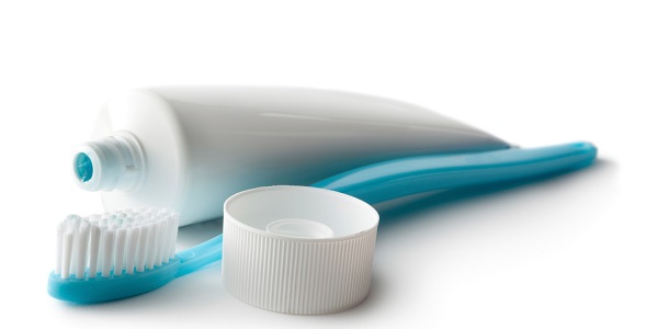 How-to-Remove-Odor-from-Travel-Mug-2
