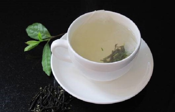 How-to-Separate-Tea-Leaves-from-Tea-1