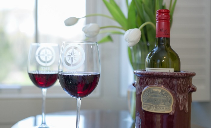 How-to-Store-Wine-after-Opening-5