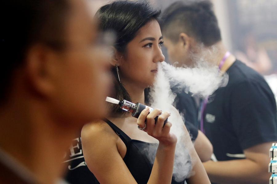 Who should pay for the cost of the E-cigarettes-2