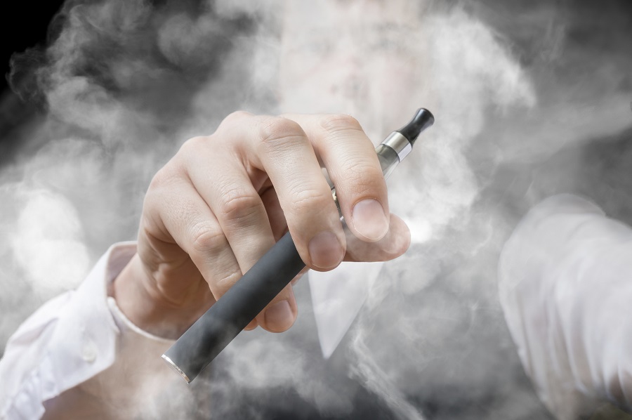 Who-should-pay-for-the-cost-of-the-E-cigarettes-4