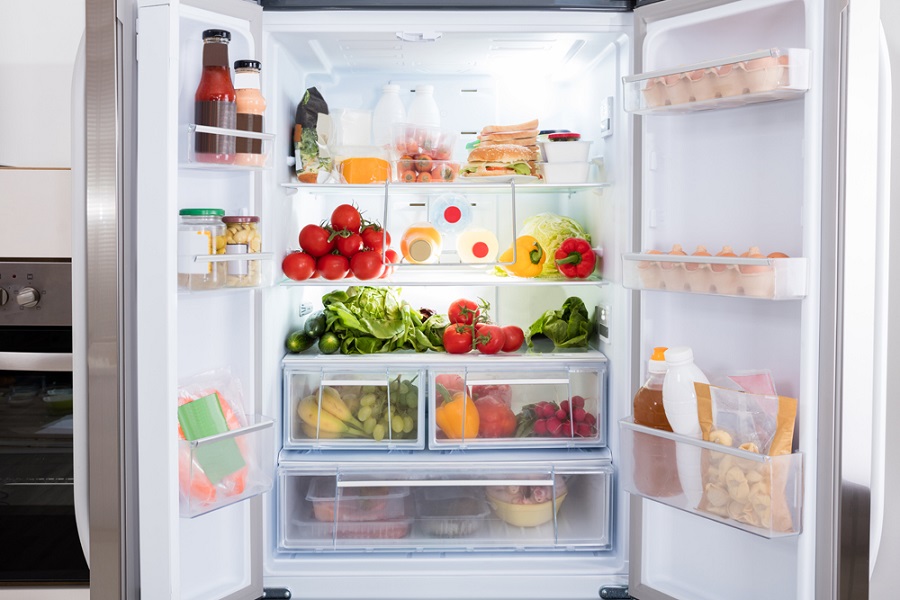 The refrigerator needs your cleaning regularly-1