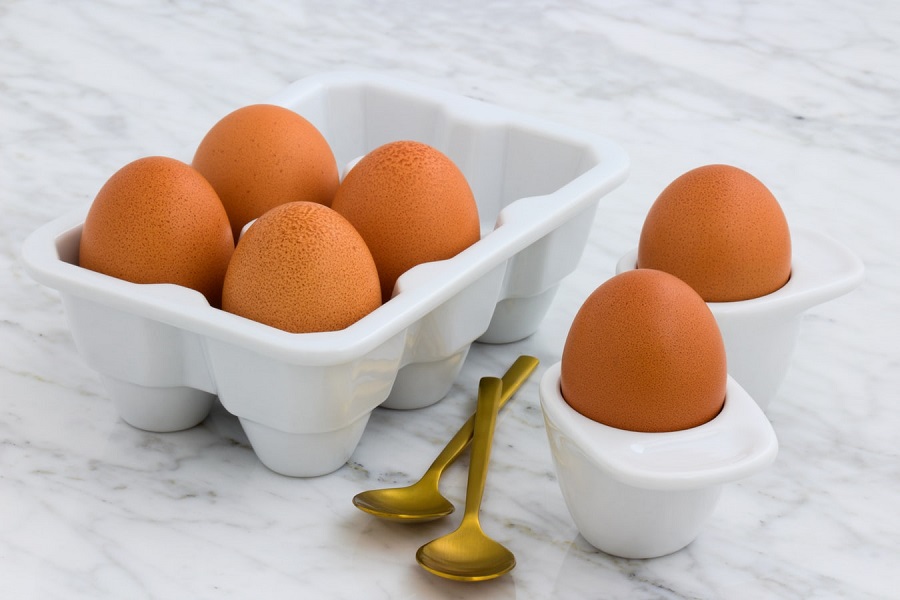 How to Keep Your Eggs Fresh Longer4-coat your eggs