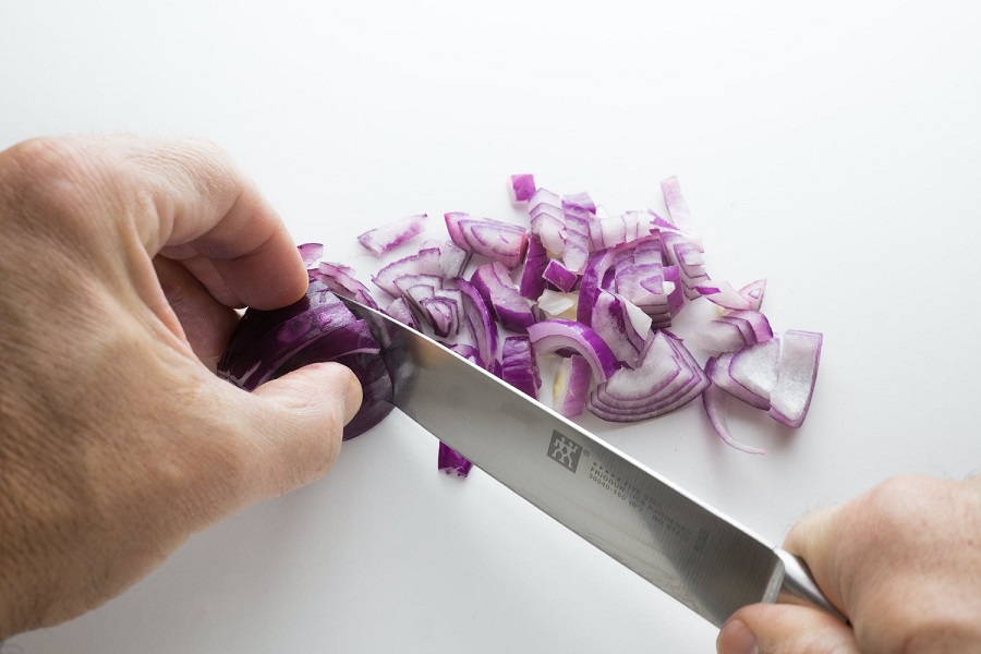 How to chop Onions without Crying-4