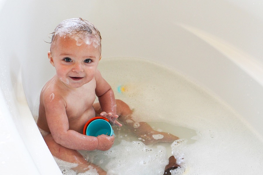 how to properly wash off sunscreen for kids-3