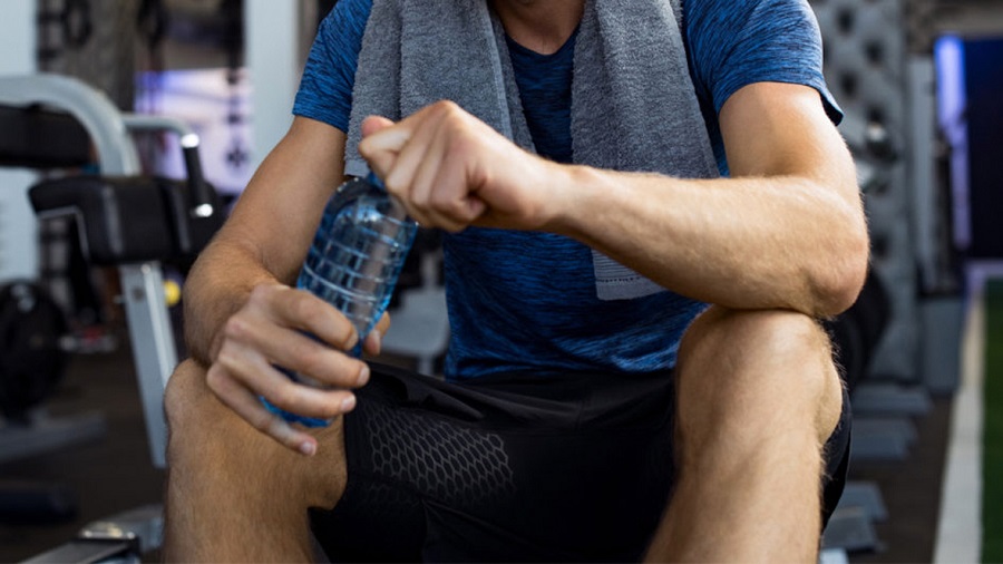 should you drink water during workout-2