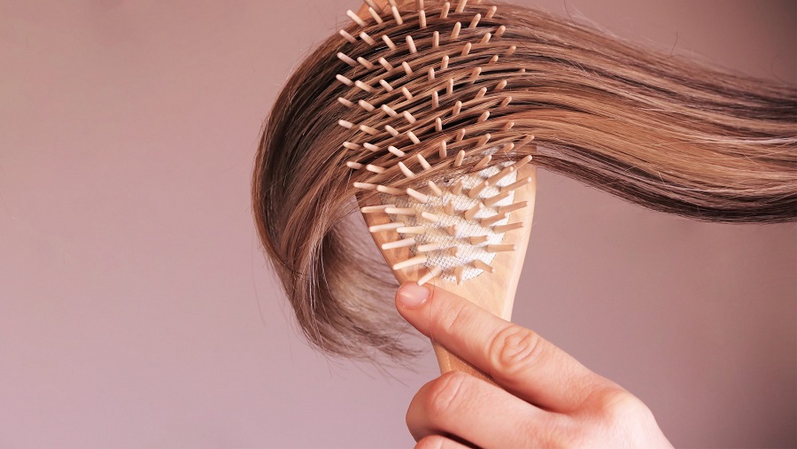 Can you make your hair grow by brushing-2