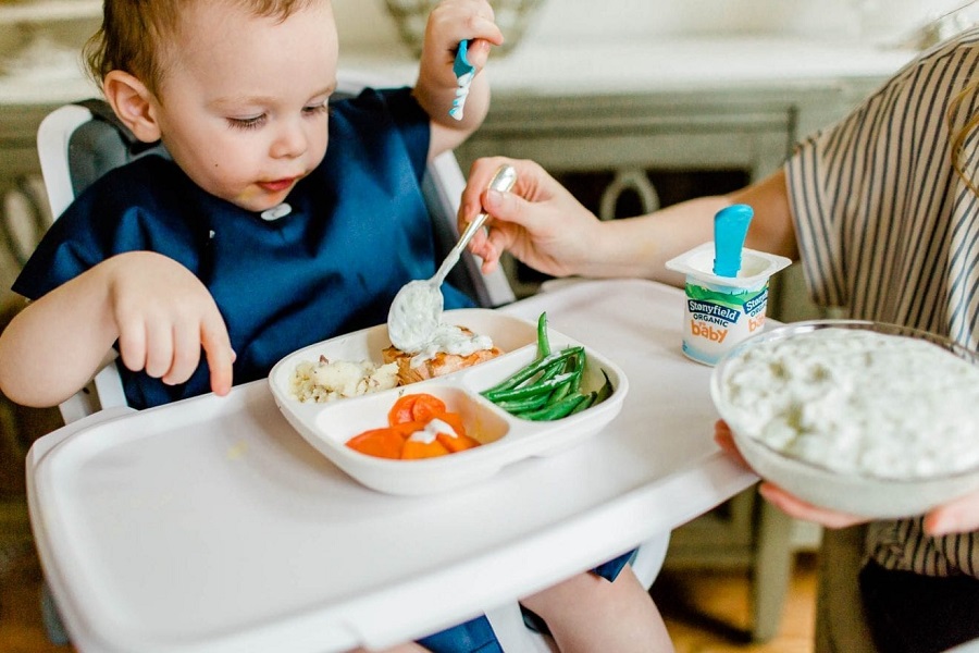 How to help your kids build healthy eating habits-3