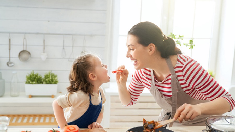 How to help your kids build healthy eating habits-4